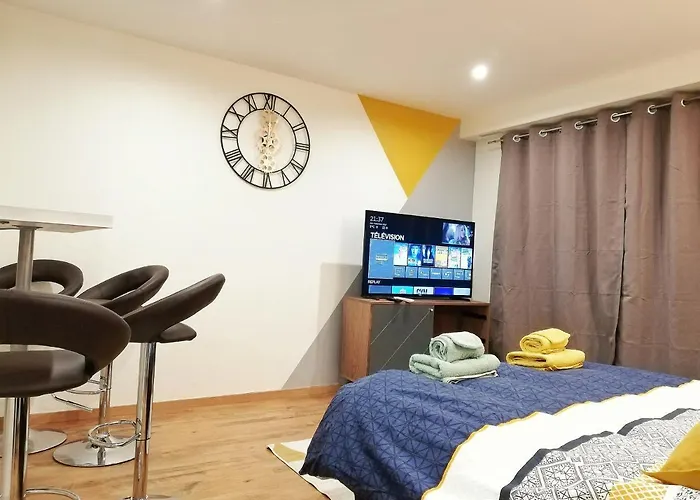 Lucky Place - Parking - Centre - Balcon アパート